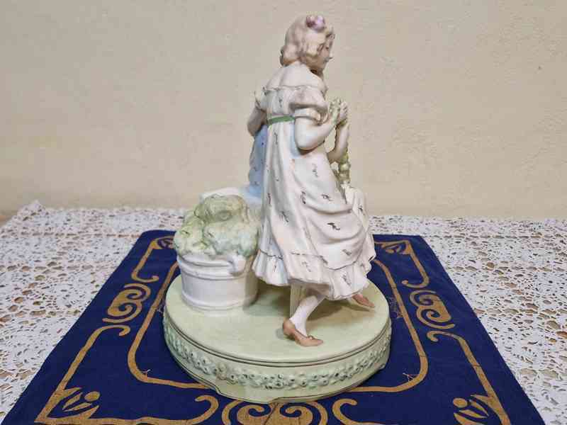 Krásné secesní sousoší Dvě Dívky Royal Dux - foto 4