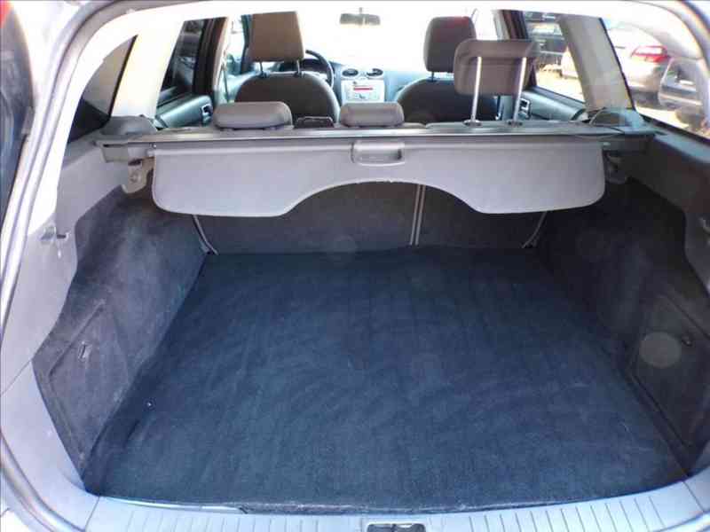 Ford Focus 1,6 TDCI DIGI.KLIMA - foto 9