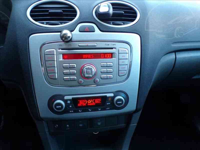 Ford Focus 1,6 TDCI DIGI.KLIMA - foto 6
