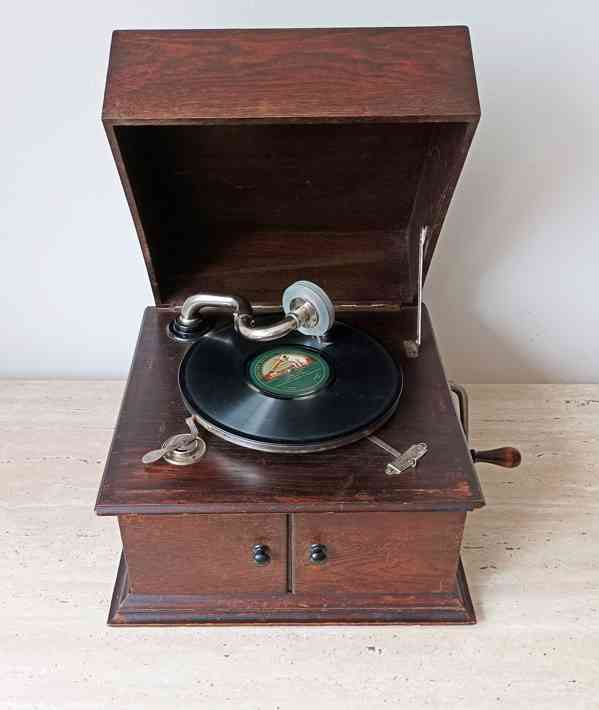 Starožitný stolní gramofon ve dřevěné skříni Carnophon, 1905 - foto 1