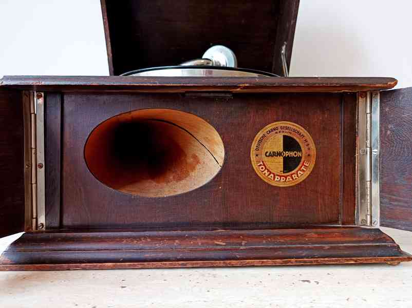 Starožitný stolní gramofon ve dřevěné skříni Carnophon, 1905 - foto 4