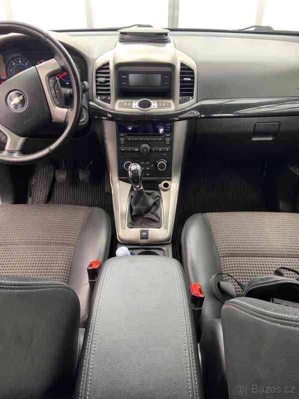 Chevrolet Captiva 2,2   2012 - foto 12