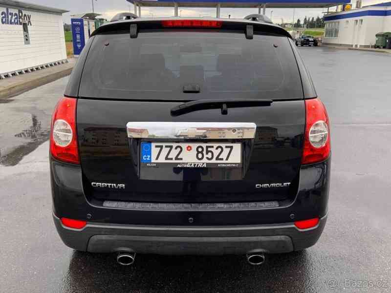 Chevrolet Captiva 2,2   2012 - foto 4