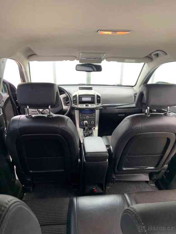 Chevrolet Captiva 2,2   2012 - foto 3