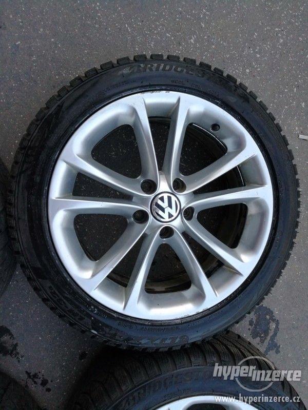 Prodám orig.disky 17" VW Passat + zimní pneu - foto 3