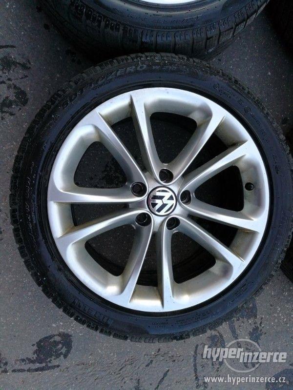 Prodám orig.disky 17" VW Passat + zimní pneu - foto 6