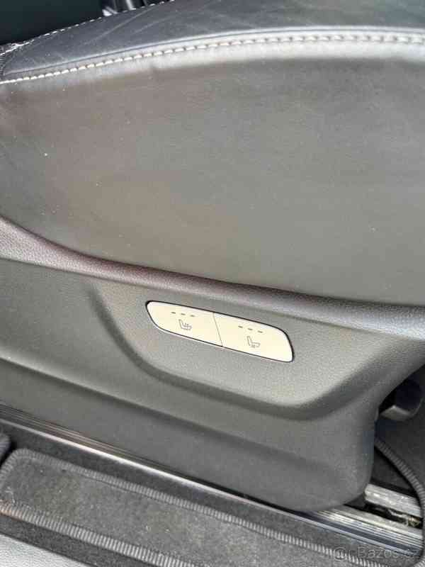 Mercedes-Benz Třídy V v300 4Matic - foto 11