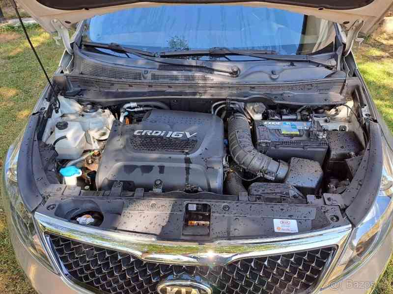 Kia Sportage 2,0   CRDi 100 kW 4×4 - foto 17