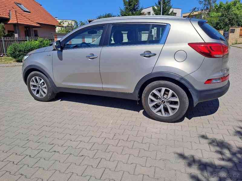Kia Sportage 2,0   CRDi 100 kW 4×4 - foto 6