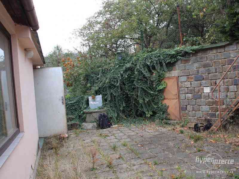 Prodej domu 4+2 s garáží v Brně Žebětině - foto 3