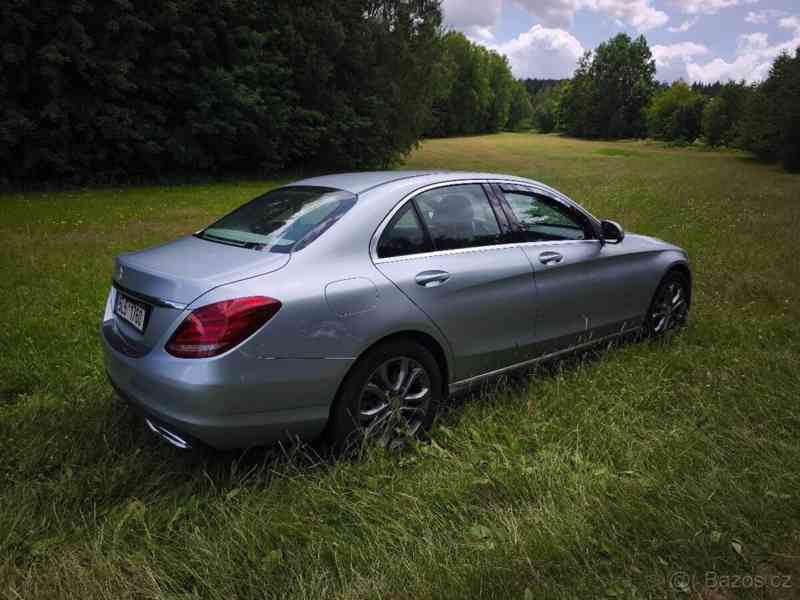 Mercedes-Benz Třídy C 2,0   C200 s 41 822km - foto 11