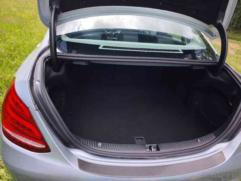 Mercedes-Benz Třídy C 2,0   C200 s 41 822km - foto 12