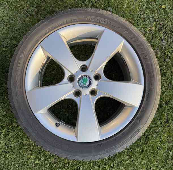 4x Alu kola originál Škoda 17" 5x112 7J ET54 225/45 R17 - foto 4