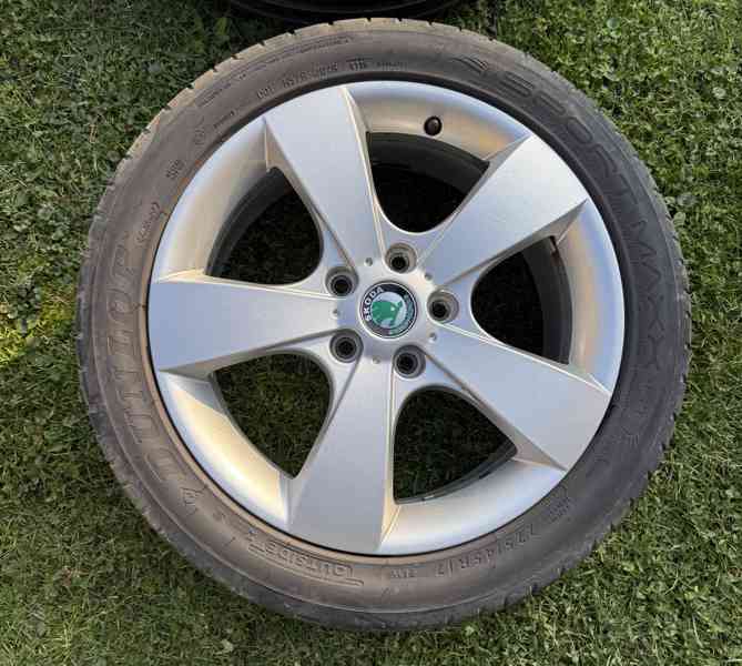 4x Alu kola originál Škoda 17" 5x112 7J ET54 225/45 R17 - foto 3