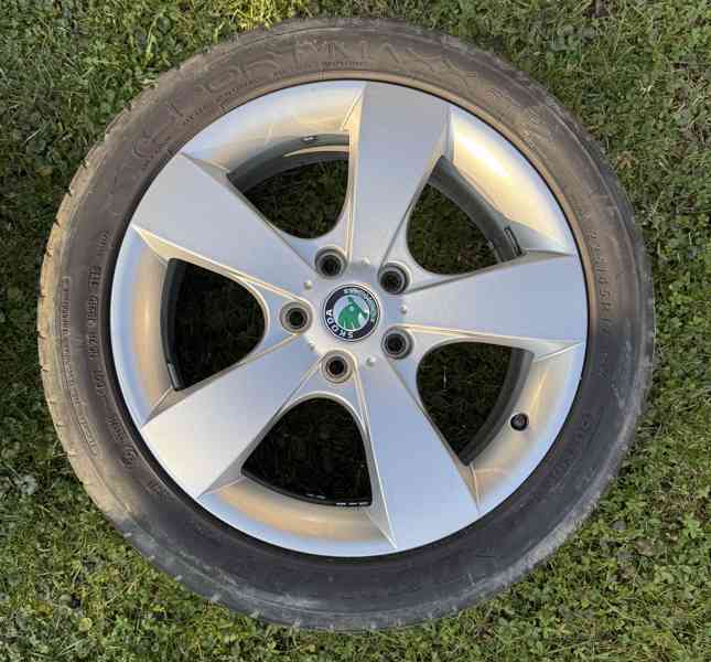 4x Alu kola originál Škoda 17" 5x112 7J ET54 225/45 R17 - foto 5