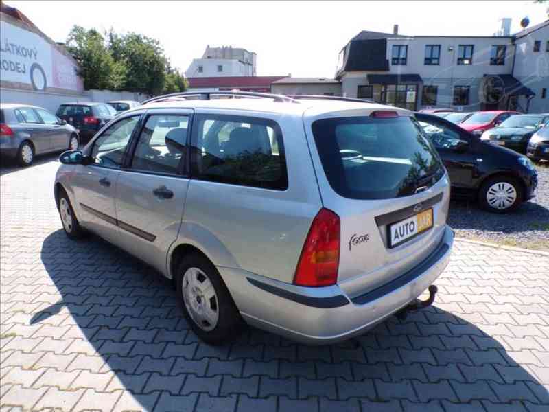 Ford Focus 1,6 i TAŽNÉ ZAŘÍZENÍ - foto 3
