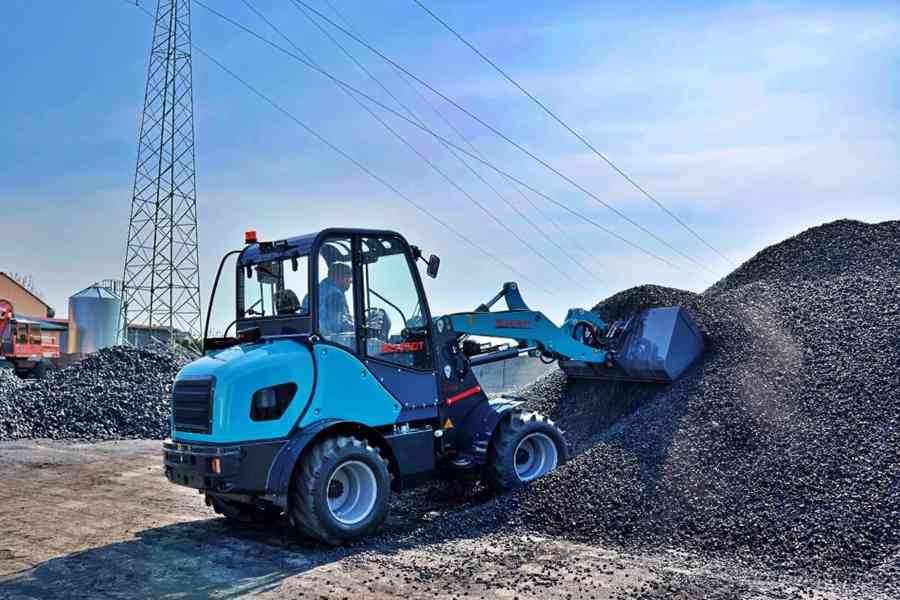 kloubový nakladač, model 4365A - foto 1