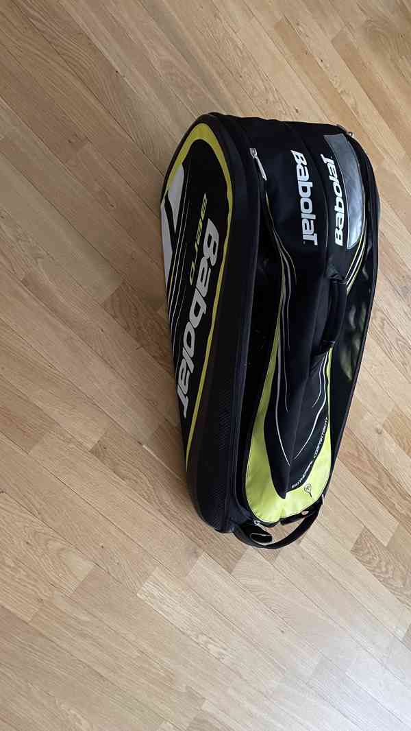 Prodám tenisovou raketu Babolat Aero Pro Drive včetně tašky - foto 5