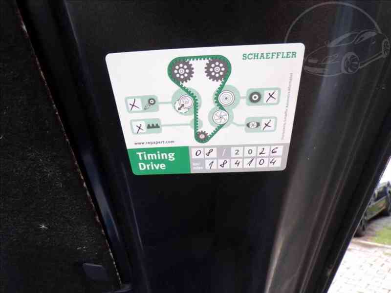Škoda Yeti 2,0 TDI XENONY,TAŽ.ZAŘ. - foto 14