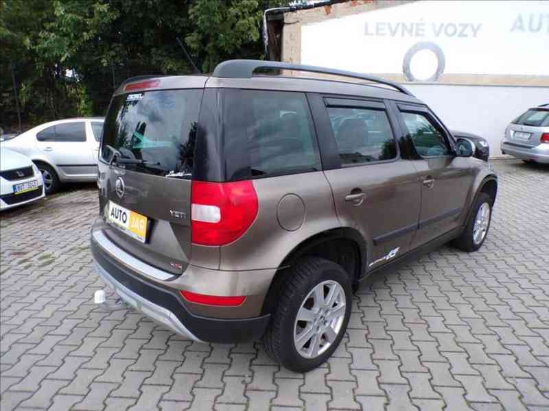 Škoda Yeti 2,0 TDI XENONY,TAŽ.ZAŘ. - foto 4