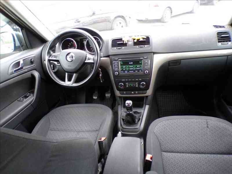 Škoda Yeti 2,0 TDI XENONY,TAŽ.ZAŘ. - foto 5