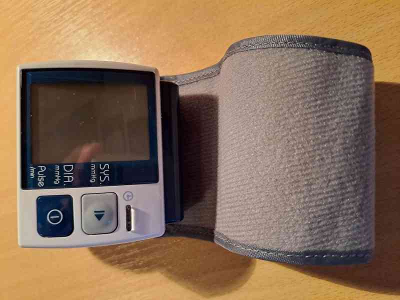Digitální měřič krevního tlaku - foto 2