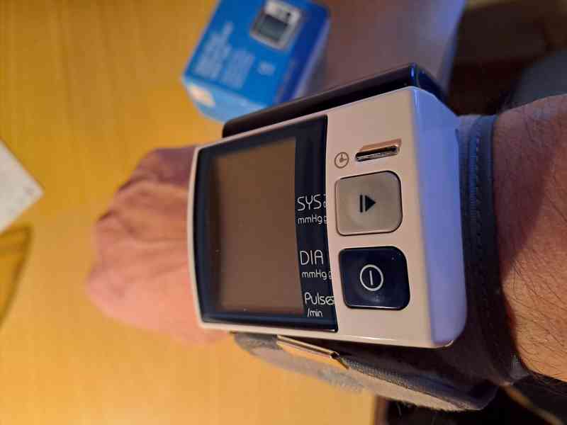 Digitální měřič krevního tlaku - foto 4