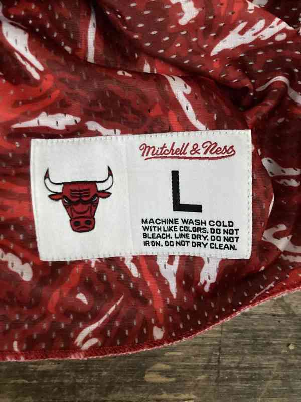 Pánské tílko MITCHELL & NESS Bulls Basketball - L - foto 4
