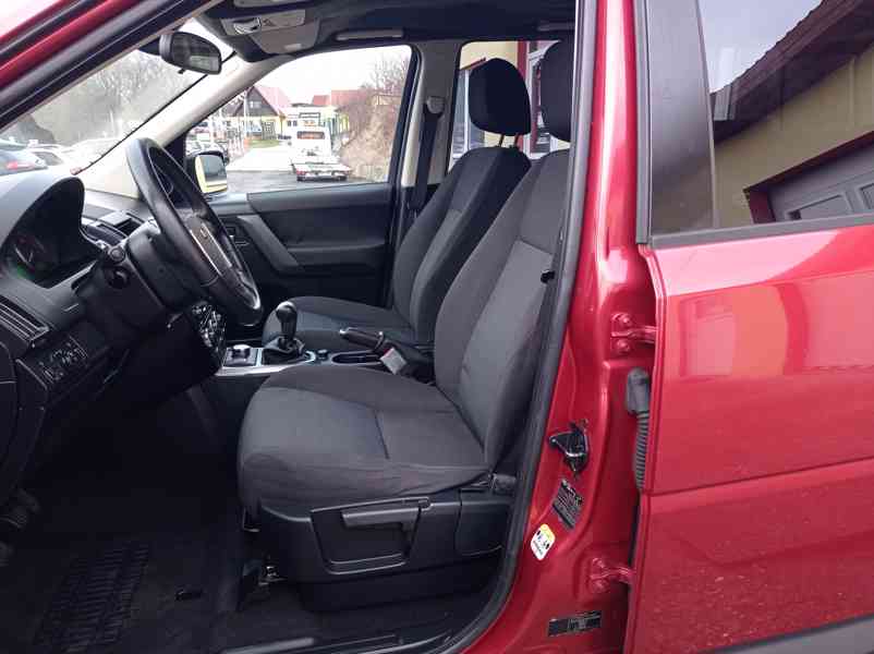 Land Rover Freelander 2.2 TD4 4x4/Manuál - foto 11