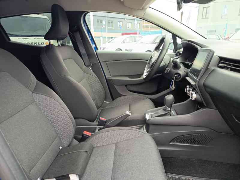 RENAULT Clio E-Tech HYBRID DPH - foto 14