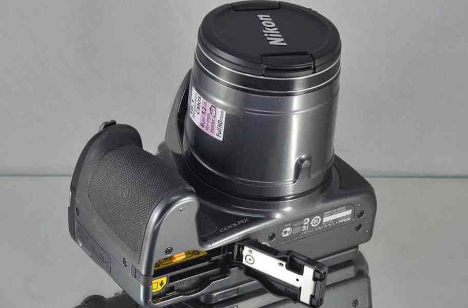 Nikon CoolPix P520 *18,1 MPix CMOS*Full HDV*GPS - foto 3