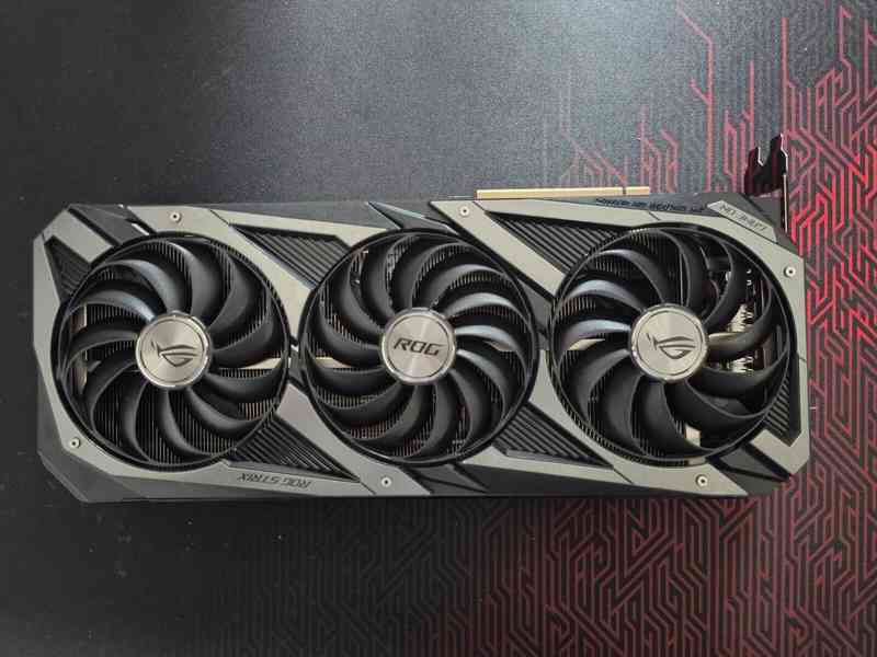 ASUS ROG Strix GeForce RTX 3080 Ti Graphics Card - foto 3