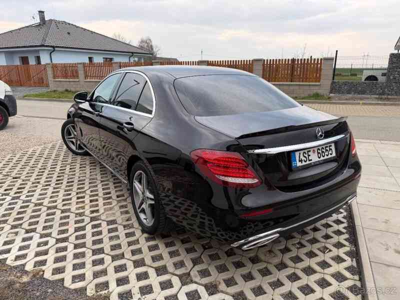 Mercedes-Benz Třídy E 2,0   E 220d - foto 10