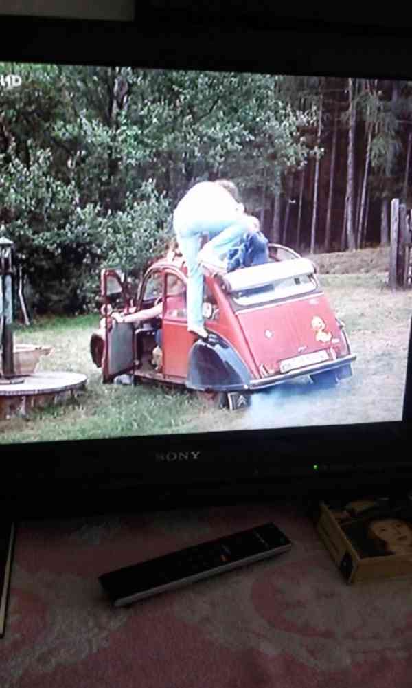 Sony Bravia KDL 32V-4220 - foto 7