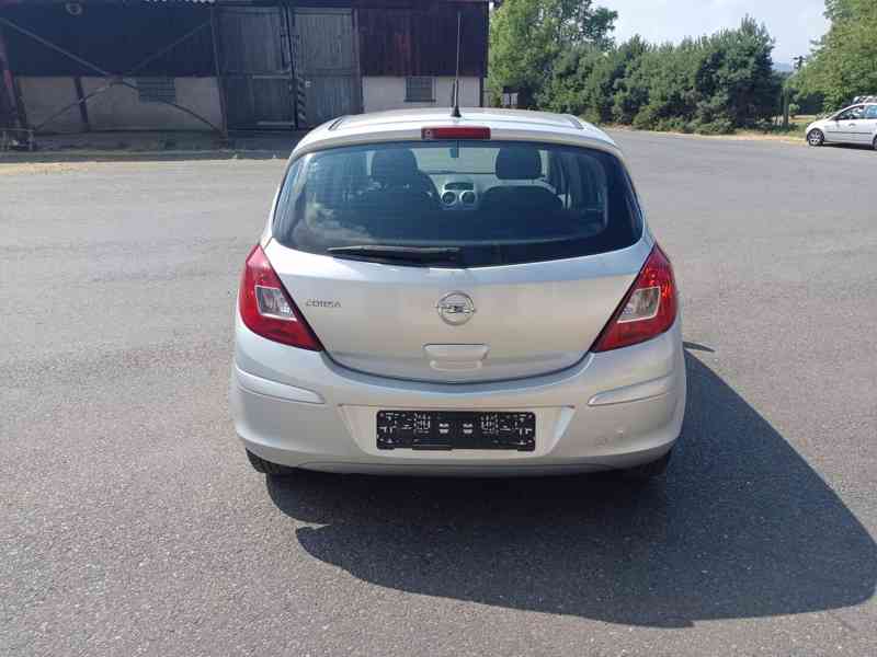 Opel Corsa D 1.2 16V 63Kw RV. 2011 - NOVÁ STK - foto 10