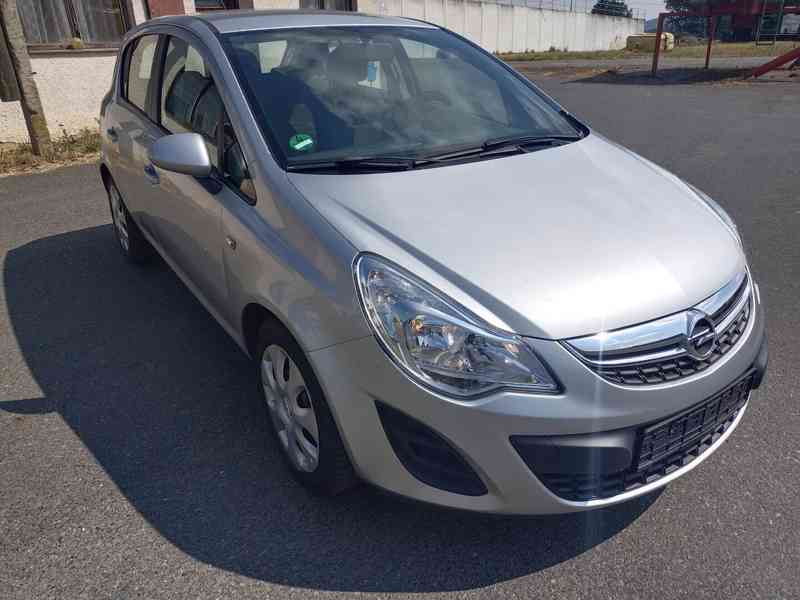 Opel Corsa D 1.2 16V 63Kw RV. 2011 - NOVÁ STK - foto 1