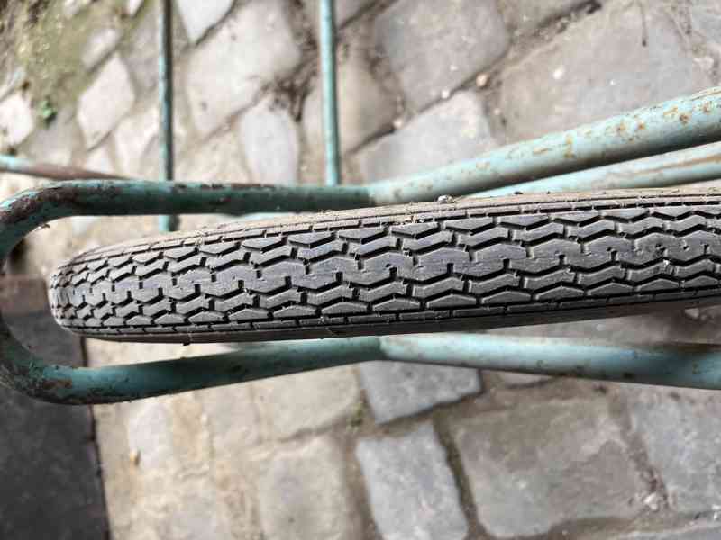 DVOUKOLÁK S VELKÝMI KOLY   - foto 2