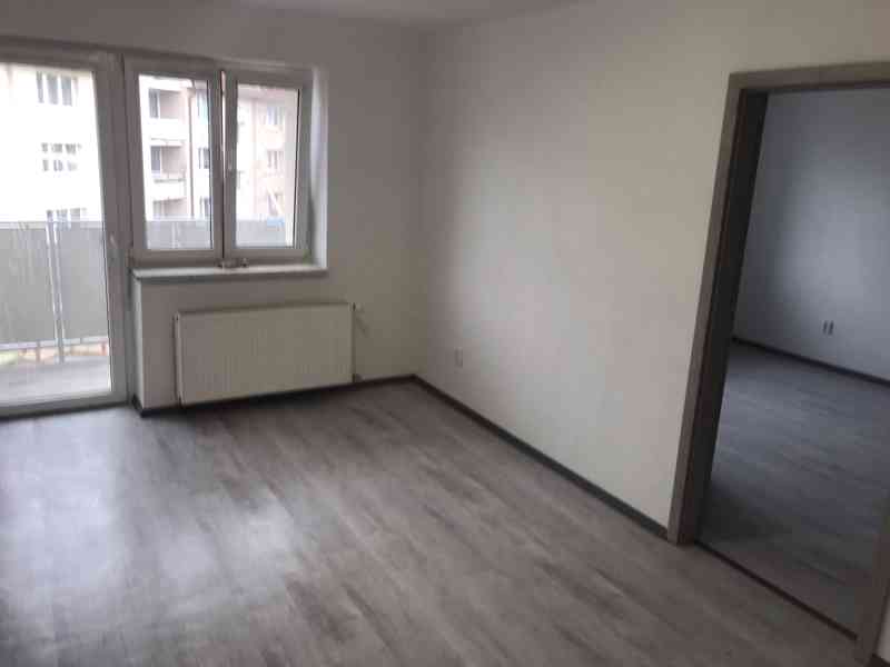 Prodej zděného bytu 2+1 ve Strakonicích - foto 6