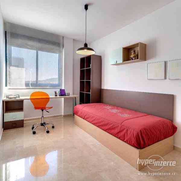 Apartmány 3, 4 ložnice, bazén a garáž v Alicante - foto 9