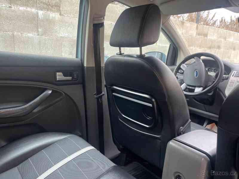 Ford Kuga 2,0   TDCi AWD 4x4 - foto 5