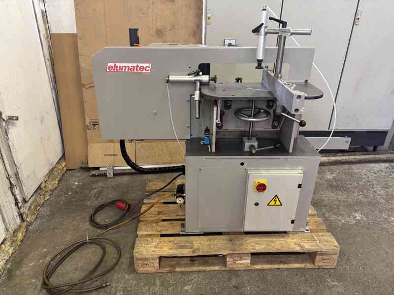 elumatec AF 222 Čelní fréza  - foto 3