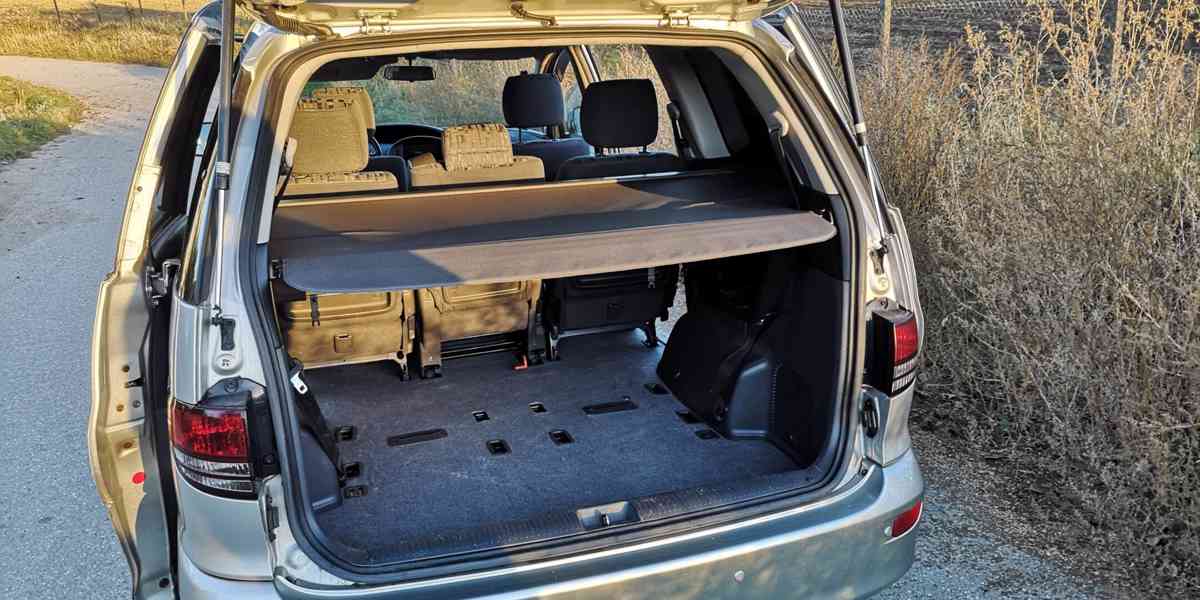 Prodám Toyota Previa 2,4 115 kw r.v.2006 - foto 14