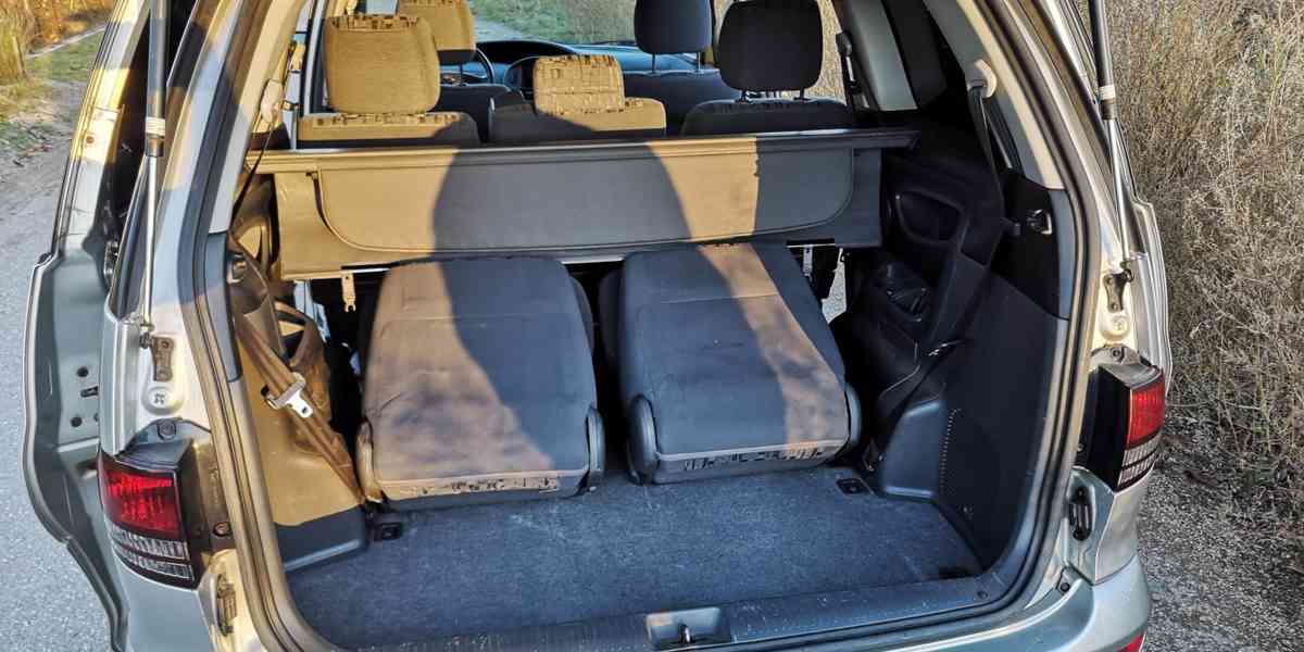 Prodám Toyota Previa 2,4 115 kw r.v.2006 - foto 15