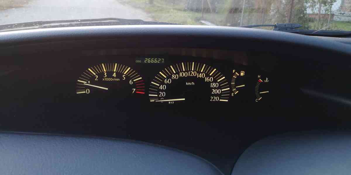 Prodám Toyota Previa 2,4 115 kw r.v.2006 - foto 17