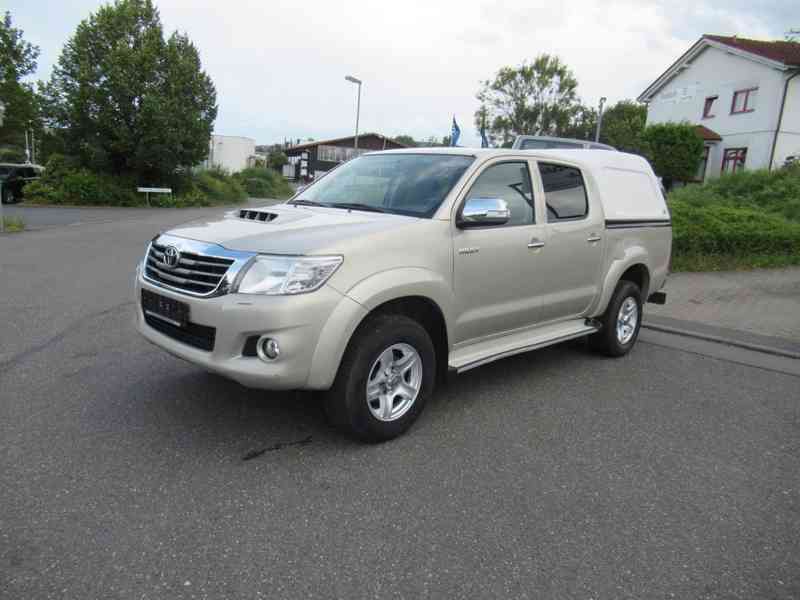 Toyota Hilux 2,5D4D Double Cab Life 4x4 106kw - foto 3