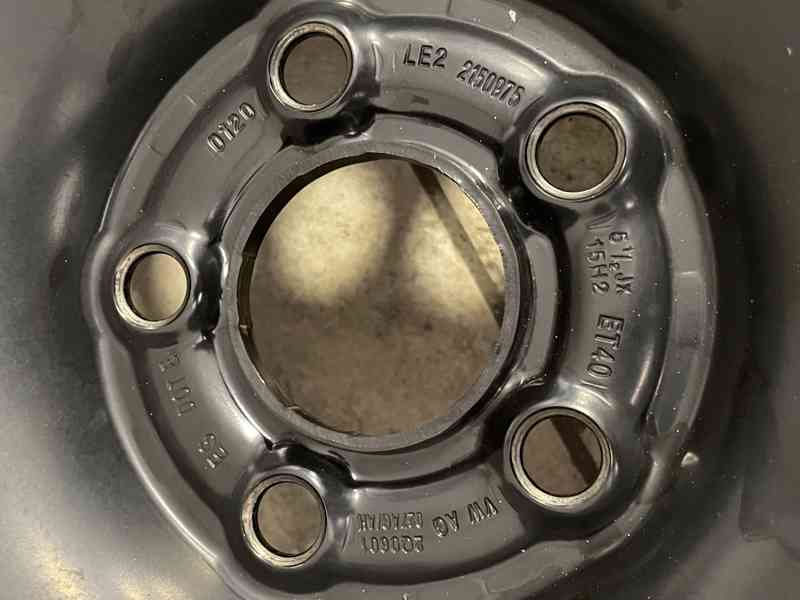 Letní 5x100 6,5J et40 Volkswagen,Škoda 185/65 R15  - foto 6