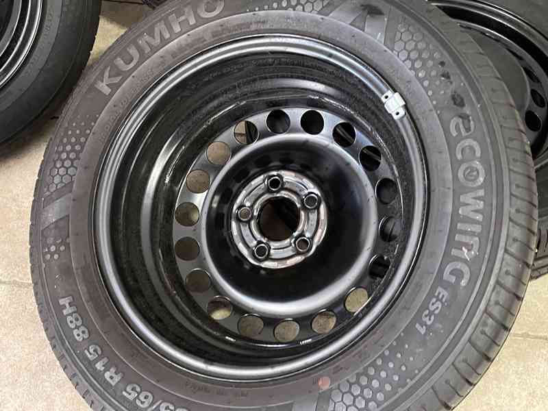 Letní 5x100 6,5J et40 Volkswagen,Škoda 185/65 R15  - foto 3