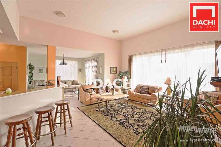 Prodej rodinného domu 7+kk s dvojgaráží a zahradou o výměře 1610m2 v obci Senohraby, okr. Praha - Vý - foto 30