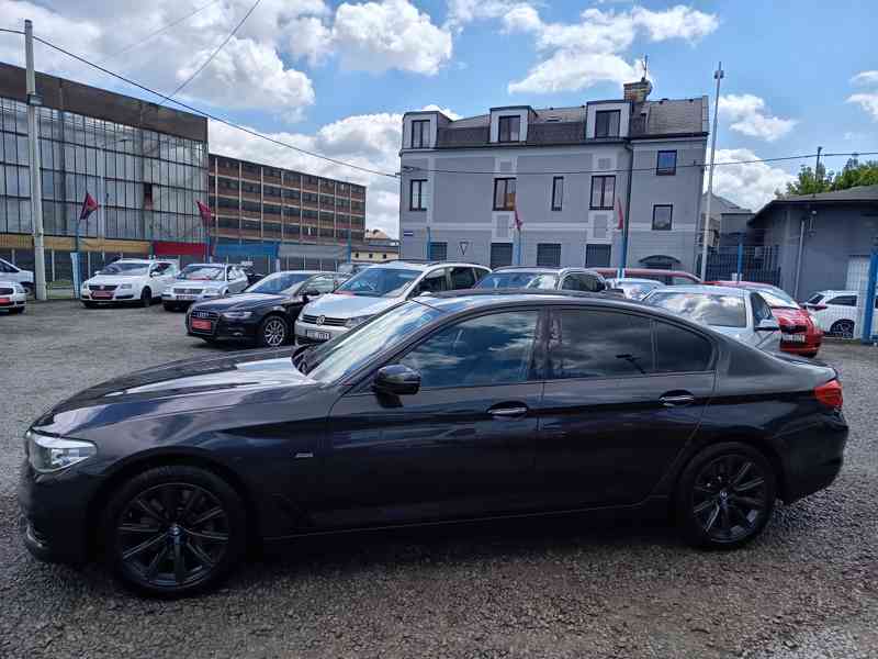BMW 530D xDrive Sport Line 195KW ČR DPH - foto 32