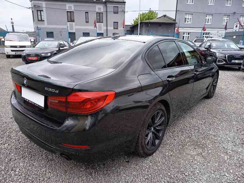 BMW 530D xDrive Sport Line 195KW ČR DPH - foto 10